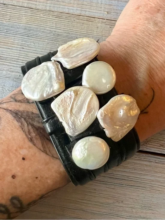 Handcrafted Black Leather Bracelet Genuine Button Pearls Statement Cuff - Picture 10 of 11